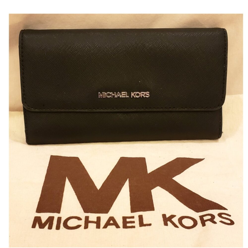 Michael Kors Large Trifold Multi-Compartment Wall… - image 1